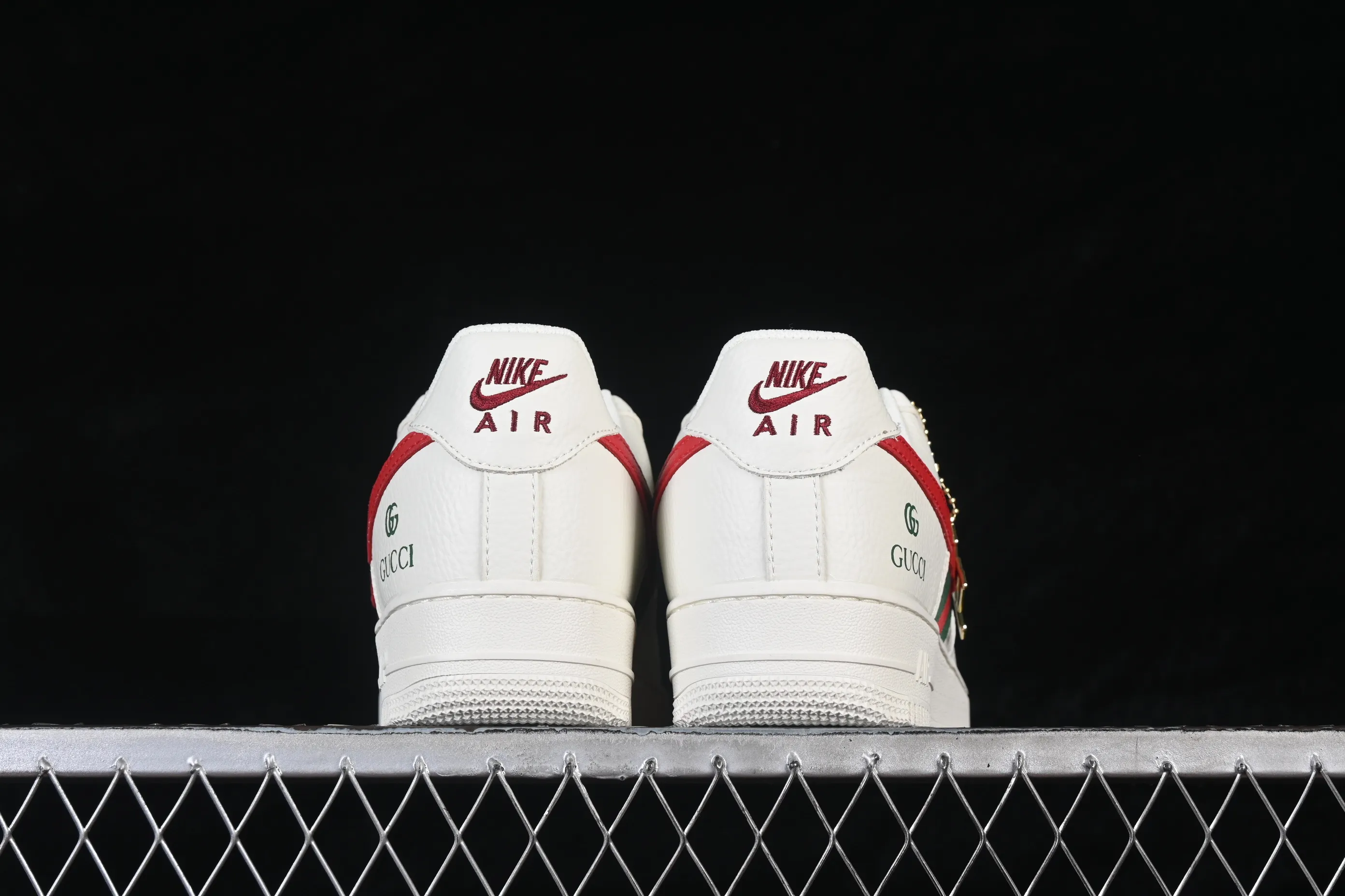 All categories Nk Air Force 1 Air Force series Nk Air Force 1 Low Air Force low-top Nike Air Force 1'07 Low Gucci co-branded white red green Air Force 1 low-top casual sneakers XY9025-015